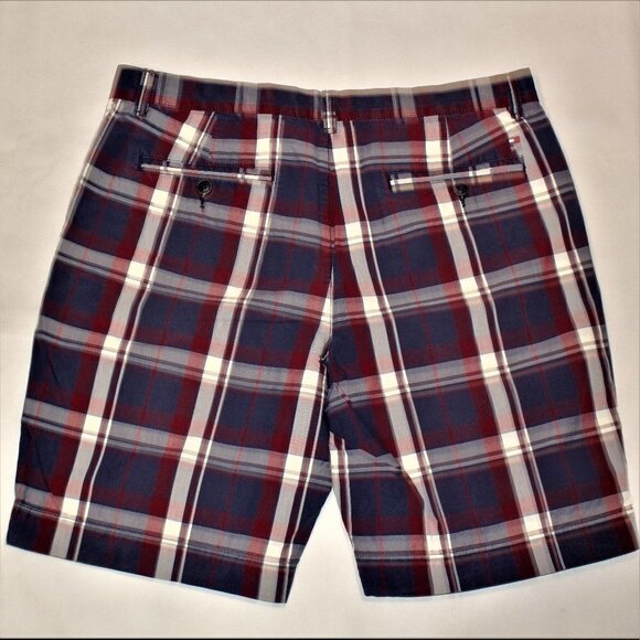 Tommy Hilfiger Man Shorts Size 34 - Picture 3 of 3